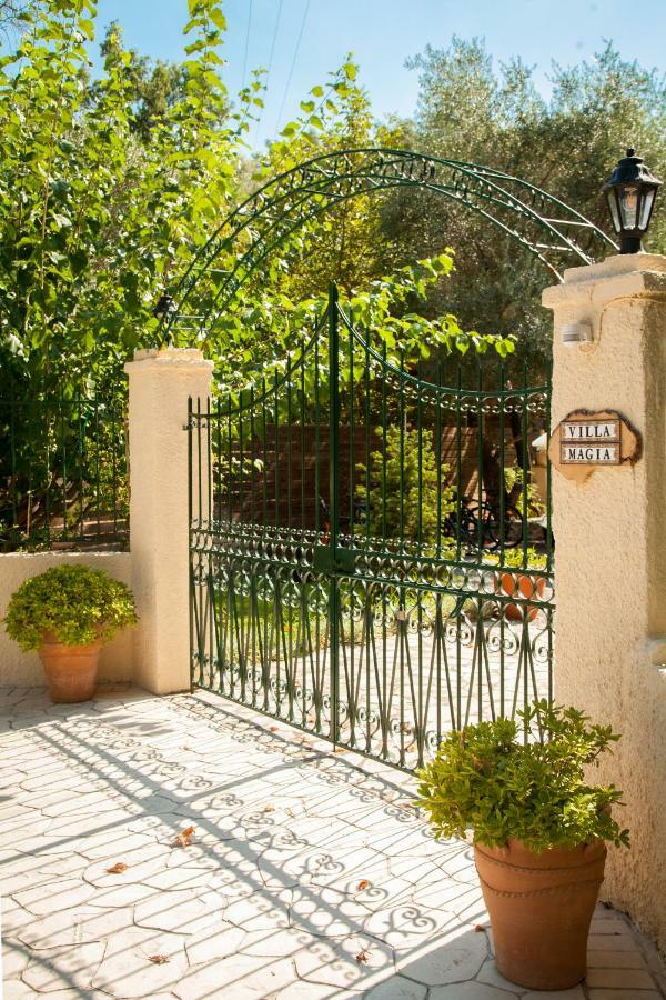 Villa Magia Ipsos Exterior photo